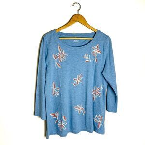 TALBOTS Long Sleeve Knit Pullover L Baby Blue White Floral Pink 3/4 Sleeve